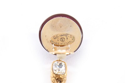 Lot 99 - Chanel jewellery, comprising: faux pearl and...
