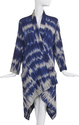 Lot 199 - An Issey Miyake blue and white cotton kasuri weave jacket, Autumn-Winter 1985-86