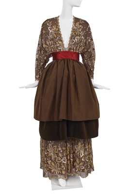 Lot 398 - A Valentino haute couture ball gown, Autumn-Winter 1979-80