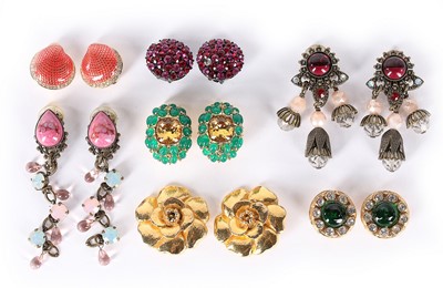 Lot 248 - A general group of costume jewellery,...