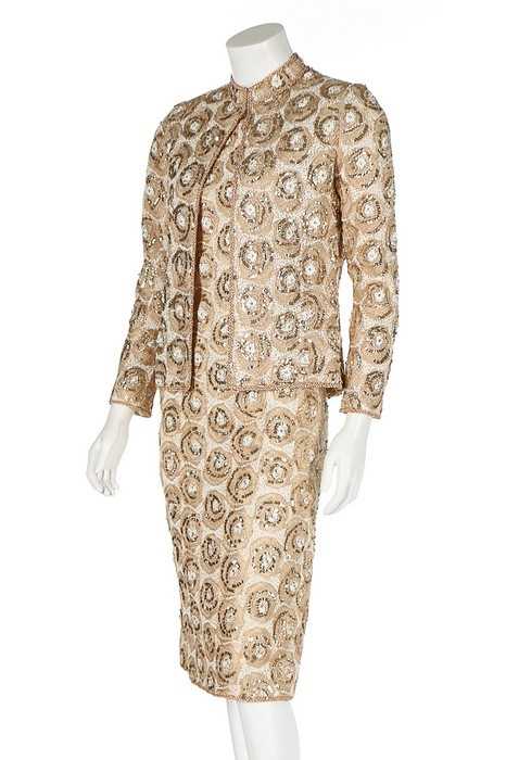 Lot 197 - A Chanel couture evening ensemble, 1972,...