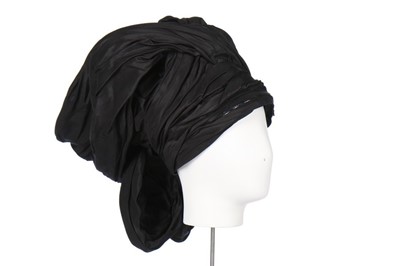 Lot 288 - The Shirley Hex/Philip Treacy for John...