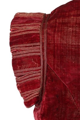 Lot 101 - A rare crimson velvet jerkin, circa 1610-25,...