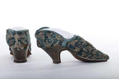 Lot 98 - A fine and important pair of embroidered...