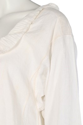 Lot 119 - A woman's linen night shirt and a pair of...