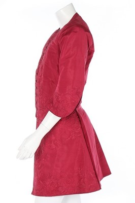 Lot 109 - A gentleman's Chinese embroidered crimson silk...