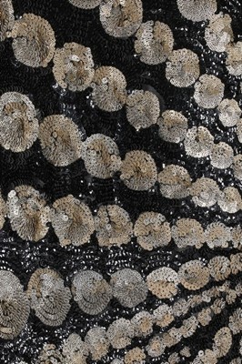 Lot 181 - A fine sequinned flapper dress, 1920s,...