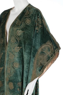 Lot 161 - A fine Mariano Fortuny stencilled green velvet...