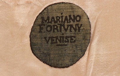 Lot 161 - A fine Mariano Fortuny stencilled green velvet...