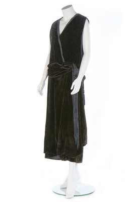 Lot 179 - A rare Agnès/Madame Havet couture chocolate...