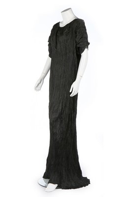 Lot 164 - A Mariano Fortuny black pleated silk Delphos...