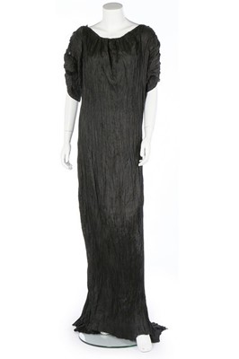 Lot 164 - A Mariano Fortuny black pleated silk Delphos...