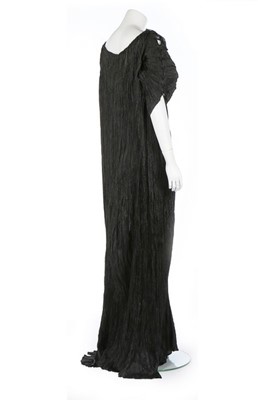 Lot 164 - A Mariano Fortuny black pleated silk Delphos...