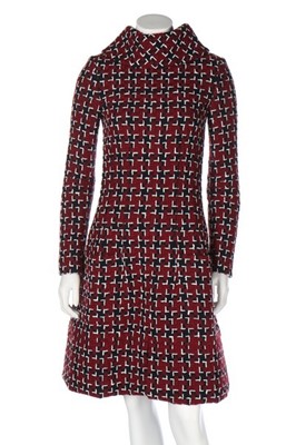 Lot 128 - A Chanel houndstooth check tweed dress, Autumn-...