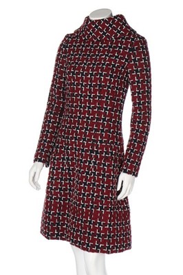 Lot 128 - A Chanel houndstooth check tweed dress, Autumn-...