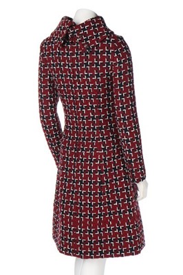 Lot 128 - A Chanel houndstooth check tweed dress, Autumn-...