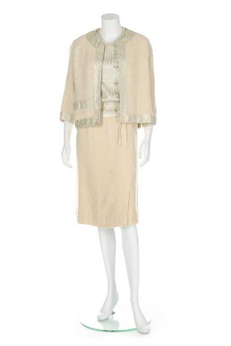 Lot 196 - A Chanel couture cocktail suit, 1963, labelled...