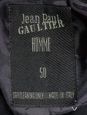 Lot 322 - A group of general designer menswear,...