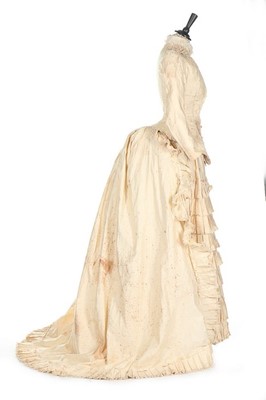 Lot 133 - A group of Victorian clothing, comprising:...