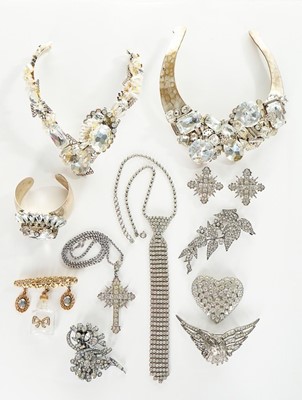 Lot 128 - A group of mostly rhinestone costume jewellery,...