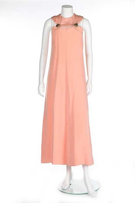 Lot 161 - A Christian Dior Patron Originale salmon pink...