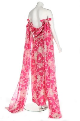Lot 154 - A Balenciaga couture evening gown, Summer 1961,...