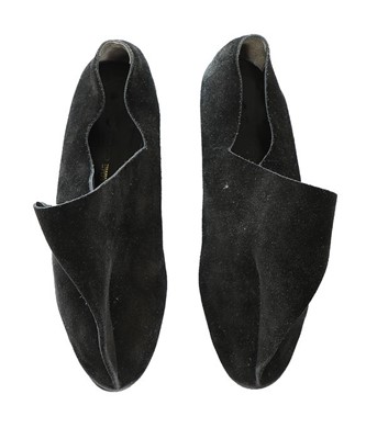 Lot 269 - A rare pair of Comme des Garçons black suede...