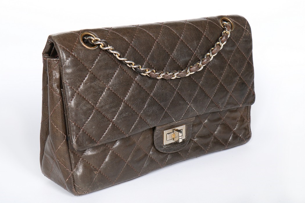 Leather handbag Chanel Brown in Leather - 41711677