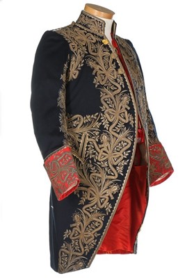 Lot 51 - An elaborately embroidered gentleman's court...