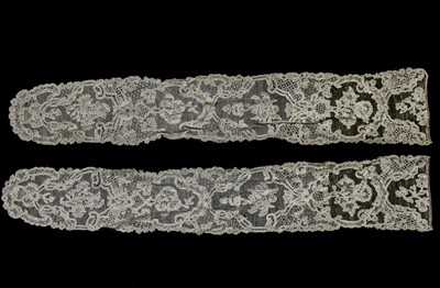 Lot 413 - A pair of fine needlepoint unjoined lappets,...