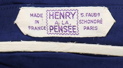 Lot 123 - An Henry a la Pensée sapphire blue and white...