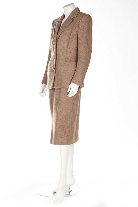 Lot 388 - An Hermès light brown tweed suit, late 1940s,