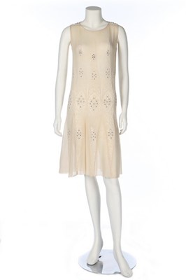 Lot 323 - A beaded ivory chiffon flapper/bridal dress,...