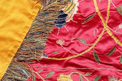 Lot 417 - A fine embroidered satin coverlet, Chinese for...