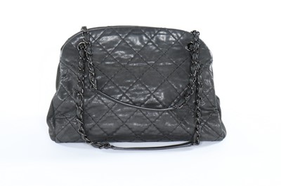 Lot 2 - A Chanel dark grey leather shoulder bag,...