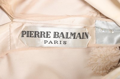 Lot 107 - A Pierre Balmain couture evening gown, 'Oriane'...