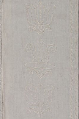 Lot 26 - A group of fine linen baby garments believed...