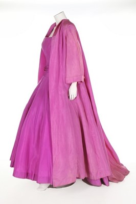 Lot 103 - 1950s evening gowns, including John Cavanagh...