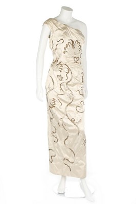 Lot 260 - A Jeanne Lafaurie couture embroidered ivory...