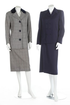 Lot 34 - Four women's suits and assorted separates,...