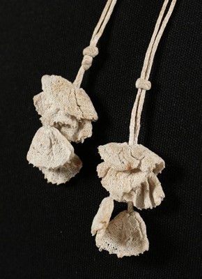 Lot 13 - A collar of Milanese bobbin lace, believed to...