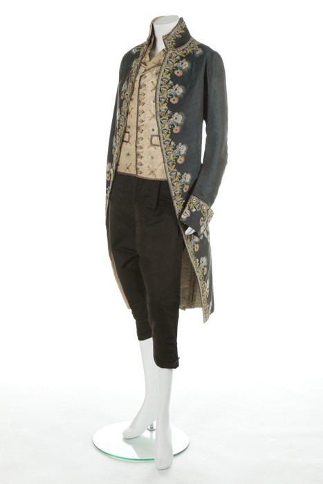 Lot 26 - A man's elaborately embroidered court coat,