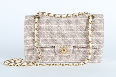 Lot 9 - A Chanel tweed double flap bag, 2003, stamped...