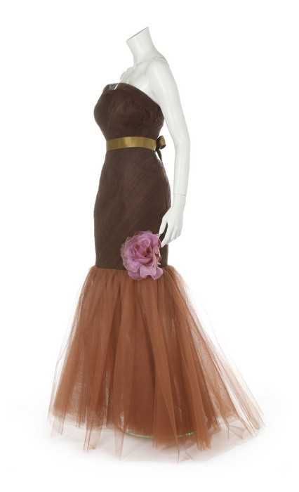 Lot 233 - An Yves Saint Laurent couture brown tulle...