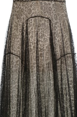 Lot 72 - A Madeleine Vionnet couture black lace...