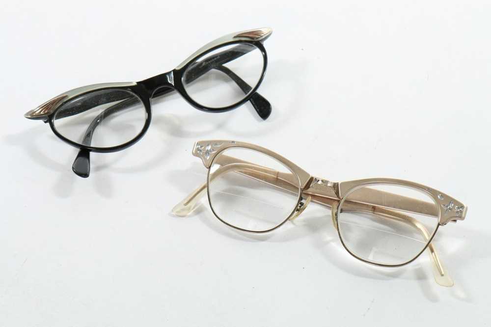 Click for high resolution Lot 85 - A group of spectacles, mainly 1950s and 60s,...