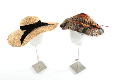 Lot 137 - Five picture hats, 1950s, including white...