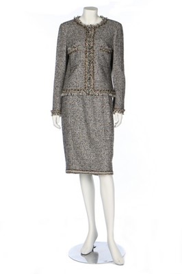 Lot 330 - A Chanel houndstooth cotton tweed suit, modern,...