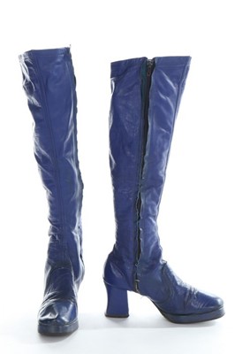 Lot 187 - A group of funky Bus Stop separates and others,...