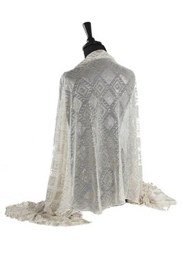 Lot 147 - An Azute stole, 1920s, the ivory mesh ground...